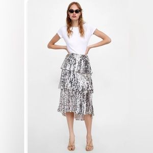 Zara Layered Sequin Ruffled Skirt in Silver